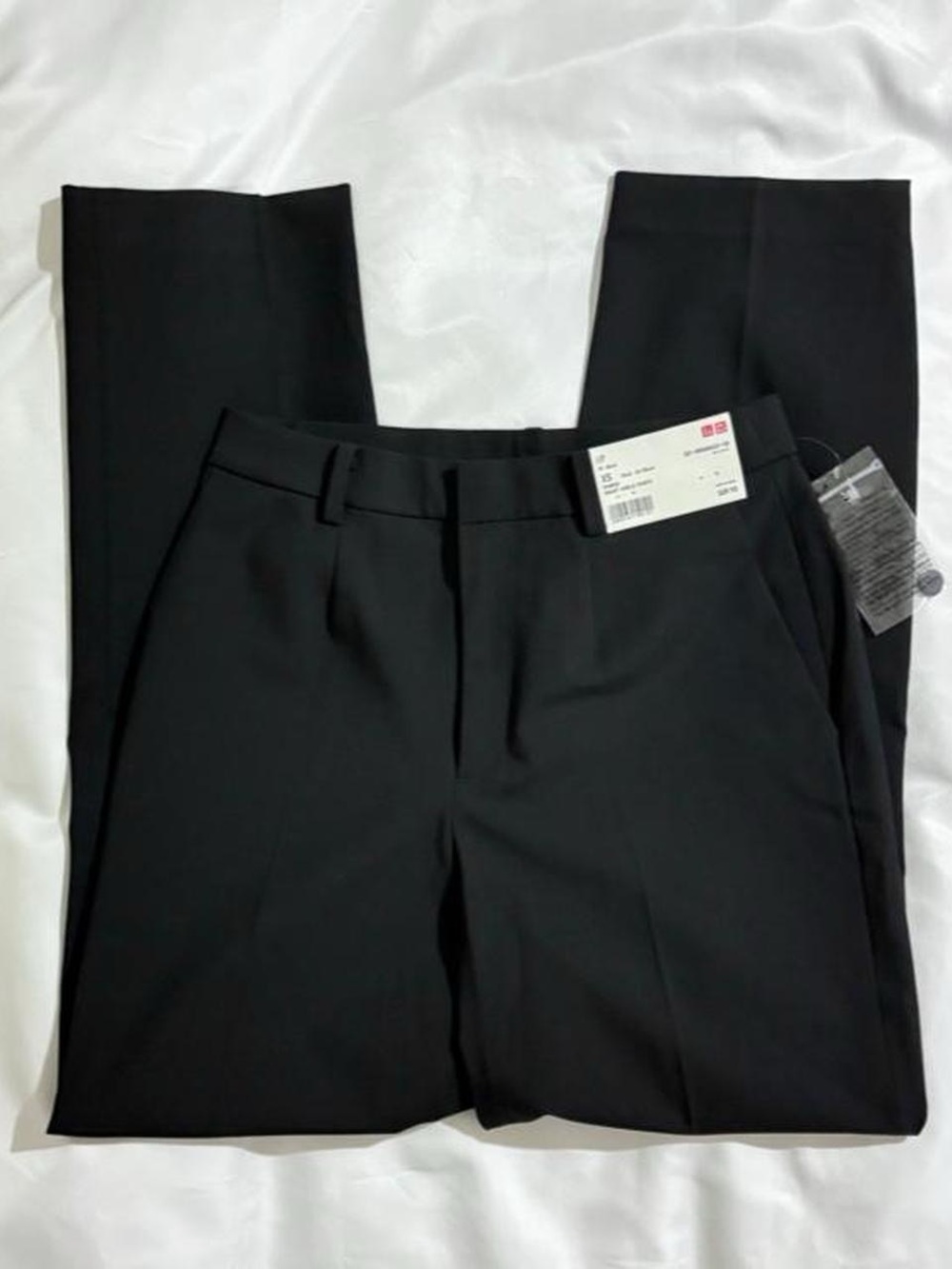 Uniqlo Smart Ankle Pants in XS 09 Black